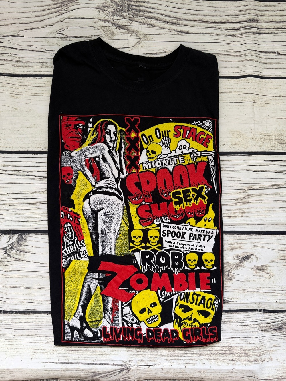 Rob Zombie Men’s Spook Show “Living Dead Girl” Graphic Tee in Black L